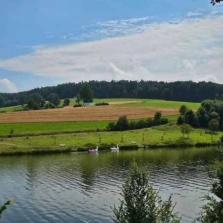 Ferienhaus "Schmetterling" Am See Im Bergland เคียร์ชไฮม์ ภายนอก รูปภาพ